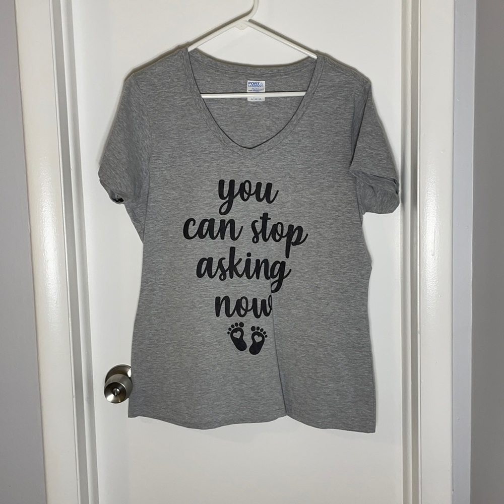 Pregnancy announcement L shirt